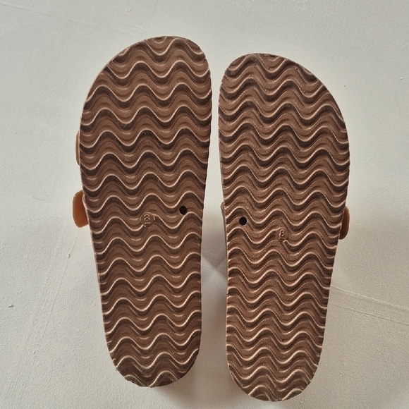 Lane Bryant Rose Gold Slip On Sandals - Picture 6 of 6